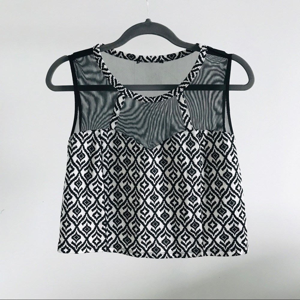 Black and White crop top with mesh detail!
